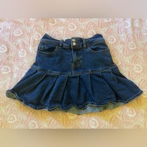 Small denim skirt size 2 in women’s.